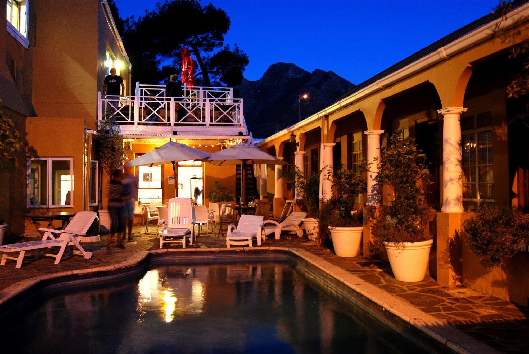 Ashanti Lodge Backpackers Cape Town Exterior foto